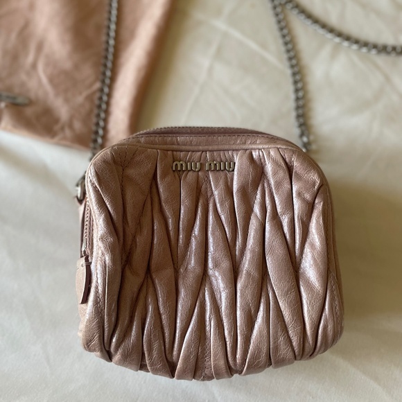 MIU MIU Nappa Matelasse Lux Camera Bag Mughetto - Picture 3 of 12